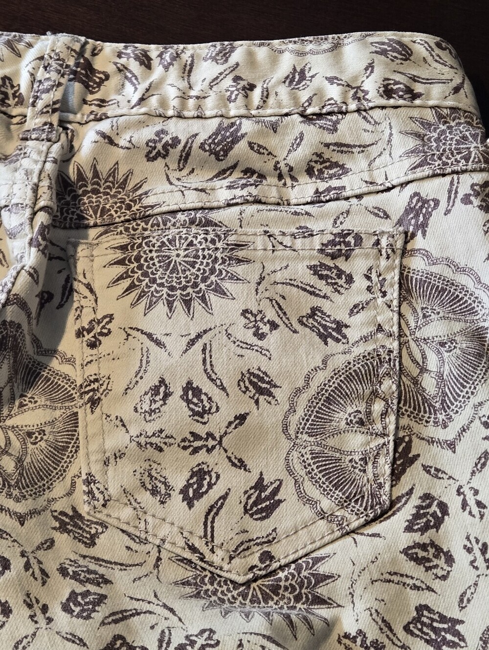Free People Slim Ankle Crop Jeans Moroccan Mediallion Print Cream Brown Size 26 - Picture 7 of 15